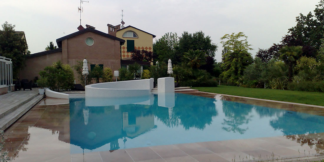 Villa con Piscina inserita in contesto di prestigio